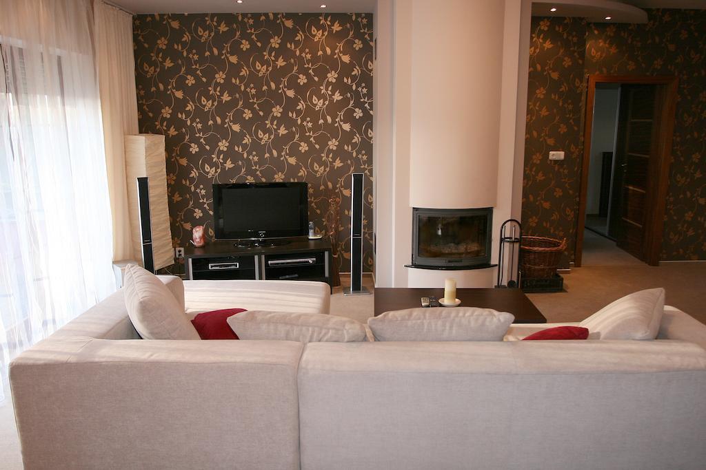 Apartman Bila Hora - Roudna Pilsen Zimmer foto
